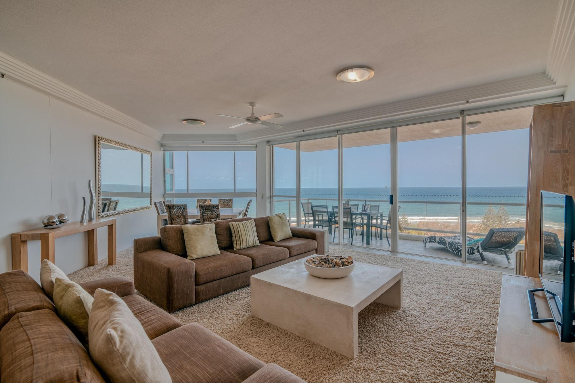 Carmel By The Sea Aparthotel Gold Coast Exterior photo